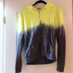 Comfortable and warm butter sweatshirt